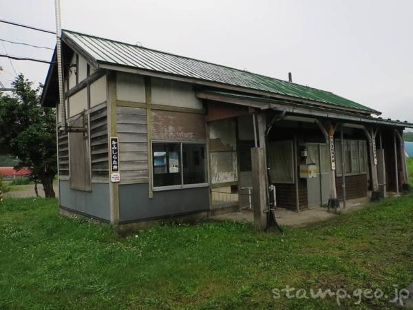 上白滝駅(かみしらたきえき) 無人駅→廃駅→駅舎解体 石北本線 駅番号A44 JR北海道 上白滝駅(かみしらたきえき) 無人駅→廃駅→駅舎解体 石北本線 駅番号A44 JR北海道