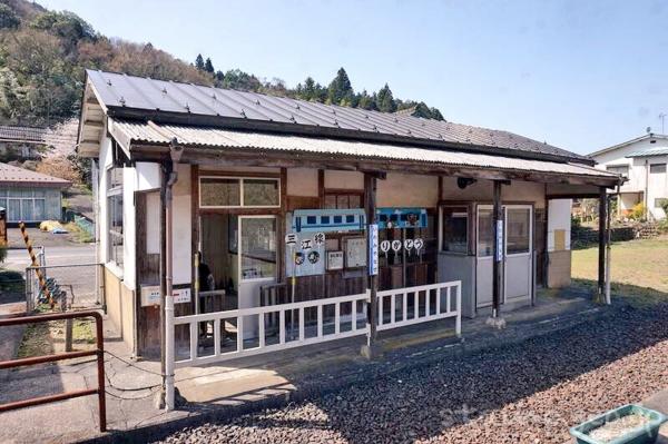 石見簗瀬駅(いわみやなぜえき) 駅スタンプなし 無人駅→廃駅 木造駅舎 三江線(廃止) JR西日本 石見簗瀬駅(いわみやなぜえき) 駅スタンプなし 無人駅→廃駅 木造駅舎 三江線(廃止) JR西日本
